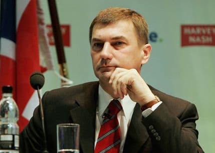 Estonski premijer podnio ostavku Estonski premijer podnio ostavku