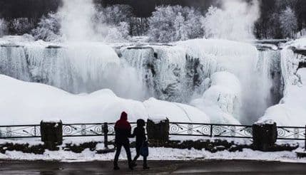 Nijagarini vodopadi ponovo zaleđeni Nijagarini vodopadi ponovo zaleđeni