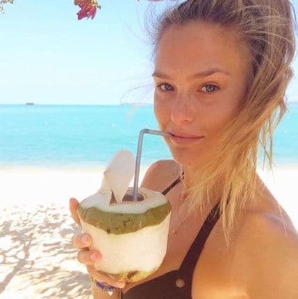 Bez trunke šminke i nema problem to da pokaže Bez trunke šminke i nema problem to da pokaže