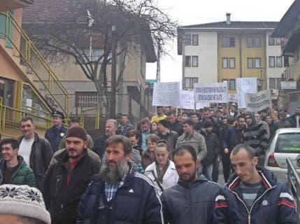 Održan protest porodice Guberinić ispred tužilaštva u Bijelom Polju Održan protest porodice Guberinić ispred tužilaštva u Bijelom Polju