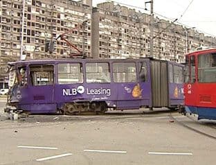 Beograd: Lančani sudar, najmanje 15 povrijeđenih Beograd: Lančani sudar, najmanje 15 povrijeđenih