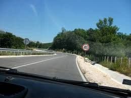 Zabrana saobraćaja na starom putu ka Danilovgradu Zabrana saobraćaja na starom putu ka Danilovgradu