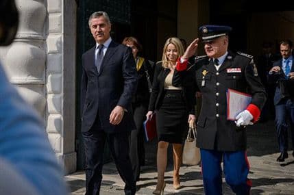 Đukanović i Rože otvorili investicionu konferenciju o Crnoj Gori u Monaku Đukanović i Rože otvorili investicionu konferenciju o Crnoj Gori u Monaku