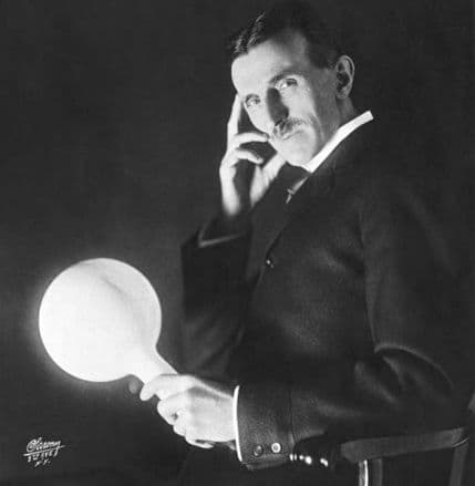 Misterija Tesline laboratorije: Izgorela pred najveće otkriće Misterija Tesline laboratorije: Izgorela pred najveće otkriće