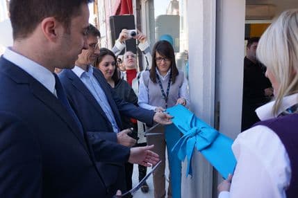 Otvorena redizajnirana prodavnica Telenora na Cetinju (VIDEO) Otvorena redizajnirana prodavnica Telenora na Cetinju (VIDEO)