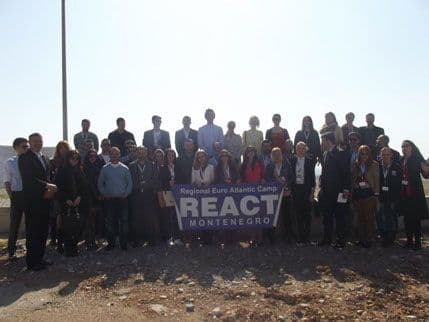 REACT ALUMNI: Poslanici da opravdaju povjerenje naroda REACT ALUMNI: Poslanici da opravdaju povjerenje naroda