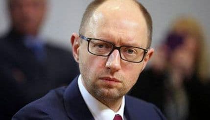 JACENJUK: Krimsko pitanje prelazi u vojni stadijum JACENJUK: Krimsko pitanje prelazi u vojni stadijum