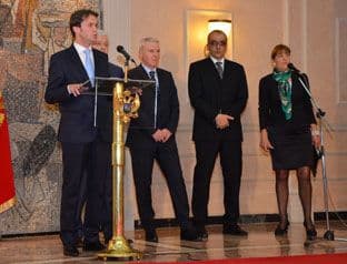 MARKOVIĆ: Šarić predat Srbiji u 7:30, na podgoričkom aerodromu sreo se sa majkom i sinom MARKOVIĆ: Šarić predat Srbiji u 7:30, na podgoričkom aerodromu sreo se sa majkom i sinom