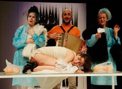 "Pomorandžina kora" na Sceni 213 "Pomorandžina kora" na Sceni 213