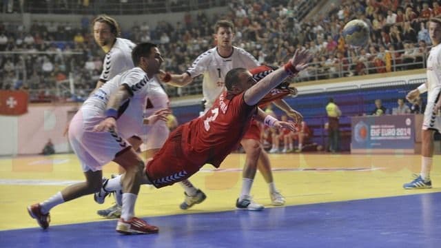 Rakčević: Na momke sam ponosan, a đe su nam klubovi Rakčević: Na momke sam ponosan, a đe su nam klubovi