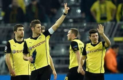 Igrači Dortmunda ljuti na navijače Igrači Dortmunda ljuti na navijače