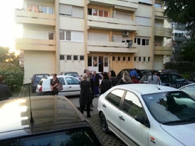 Zbog dojave o bombi evakuisana zgrada u Tivtu Zbog dojave o bombi evakuisana zgrada u Tivtu