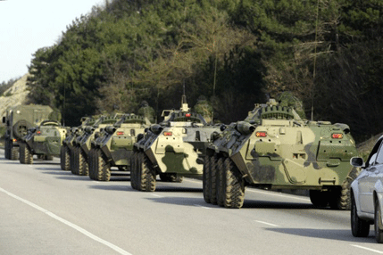 PARUBIJ: Rusija se sprema da napadne Ukrajinu! PARUBIJ: Rusija se sprema da napadne Ukrajinu!