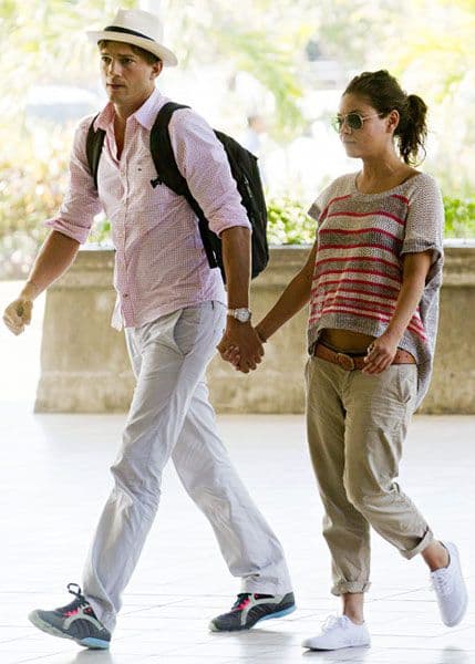 Mila Kunis i Ešton Kučer očekuju prvo dijete Mila Kunis i Ešton Kučer očekuju prvo dijete