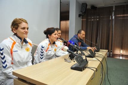 Crnogorke putuju za Češku, ADŽIĆ: Nećemo ih potcijeniti! Crnogorke putuju za Češku, ADŽIĆ: Nećemo ih potcijeniti!