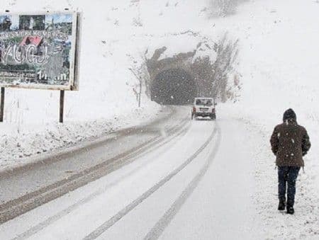 Sniježna mećava na dijelu putu Nikšić-Plužine Sniježna mećava na dijelu putu Nikšić-Plužine