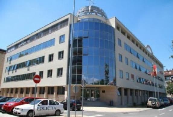 Šundić tvrdi da mu je inspektor nudio novac da lažno svjedoči Šundić tvrdi da mu je inspektor nudio novac da lažno svjedoči