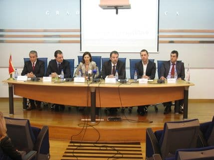 NBOCG realizovao panel diskusiju na temu „Imovinska osiguranja - stanje i perspektive”. NBOCG realizovao panel diskusiju na temu „Imovinska osiguranja - stanje i perspektive”.