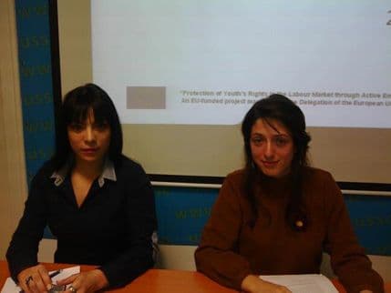 USSCG: 87 odsto visokoškolaca tvrdi da za posao treba veza USSCG: 87 odsto visokoškolaca tvrdi da za posao treba veza