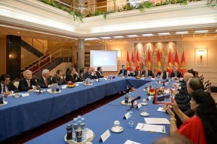 Počasni konzuli kod Lukšića i Ivanovića Počasni konzuli kod Lukšića i Ivanovića