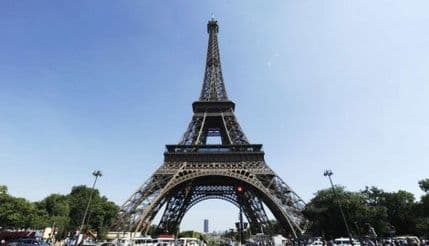 Ajfelova kula sjutra slavi 125. rođendan Ajfelova kula sjutra slavi 125. rođendan