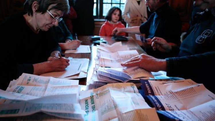 Francuska: Težak poraz socijalista na lokalnim izborima Francuska: Težak poraz socijalista na lokalnim izborima