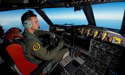 Misteriozni nestanak leta MH370: Objavljen transkript kontrole leta s pilotom Misteriozni nestanak leta MH370: Objavljen transkript kontrole leta s pilotom