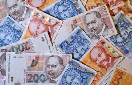 Prosječna plata u Hrvatskoj 726 eura Prosječna plata u Hrvatskoj 726 eura