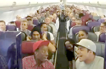 “Kralj lavova” u avionu: Za dan dva miliona pregleda na Jutjubu! “Kralj lavova” u avionu: Za dan dva miliona pregleda na Jutjubu!