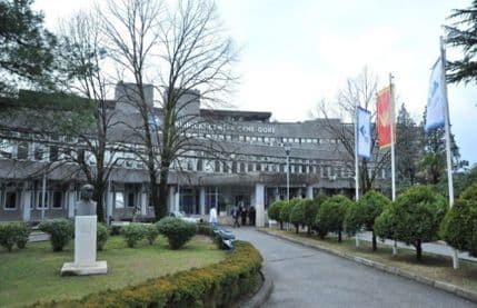 Direktor KCCG povukao prve poteze: Smijenjena direktorka Centra za kardiologiju Direktor KCCG povukao prve poteze: Smijenjena direktorka Centra za kardiologiju