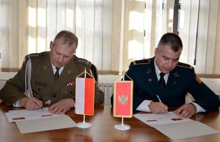 Poljska i Crna Gora potpisale Plan o vojnoj saradnji za 2014. godinu Poljska i Crna Gora potpisale Plan o vojnoj saradnji za 2014. godinu