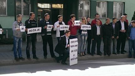 Rožaje: Dvije hiljade građana potpisalo peticiju protiv beranske deponije Rožaje: Dvije hiljade građana potpisalo peticiju protiv beranske deponije