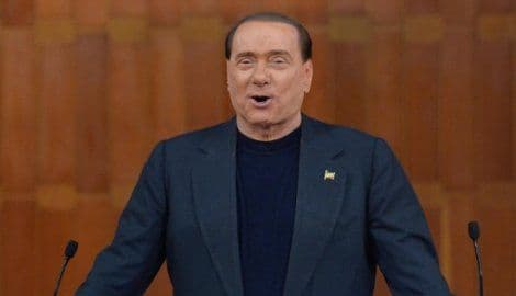 Berluskoni u bolnici Berluskoni u bolnici