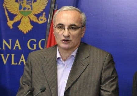 MILOŠEVIĆ: Kupovina ličnih karata nije metod rada DPS-a MILOŠEVIĆ: Kupovina ličnih karata nije metod rada DPS-a