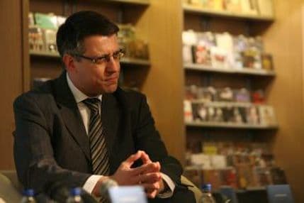 Popović: DSS se neće ugasiti Popović: DSS se neće ugasiti