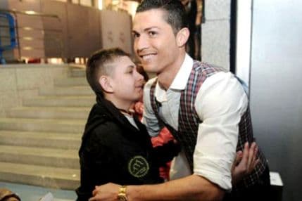 Plemeniti gest Kristijana Ronalda Plemeniti gest Kristijana Ronalda