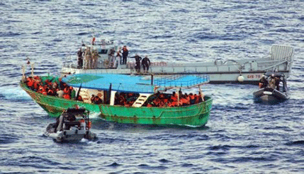 Italijanska mornarica spasila više od 1.000 imigranata u 24 sata Italijanska mornarica spasila više od 1.000 imigranata u 24 sata