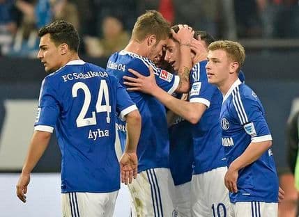 Šalke sve bliži Ligi šampiona Šalke sve bliži Ligi šampiona