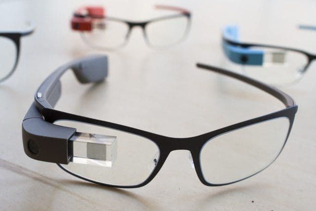 SAD: Google Glass u prodaji - samo na jedan dan SAD: Google Glass u prodaji - samo na jedan dan