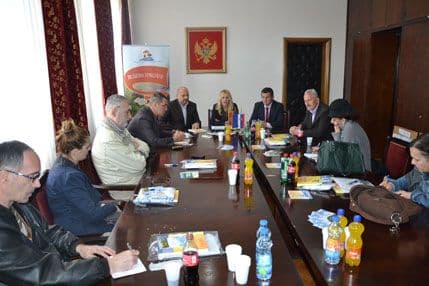 Završena realizacija projekta „Prekogranična zaštita i spašavanje od poplava“ Završena realizacija projekta „Prekogranična zaštita i spašavanje od poplava“