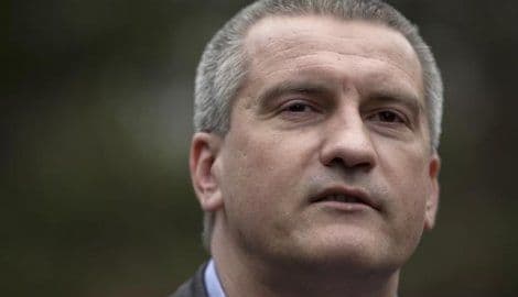Putin imenovao premijera Krima Aksjonova za gubernatora Putin imenovao premijera Krima Aksjonova za gubernatora