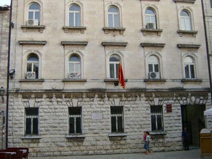Kotor prvi potpisao Memorandum o saradnji lokalne uprave i LGBT populacije Kotor prvi potpisao Memorandum o saradnji lokalne uprave i LGBT populacije