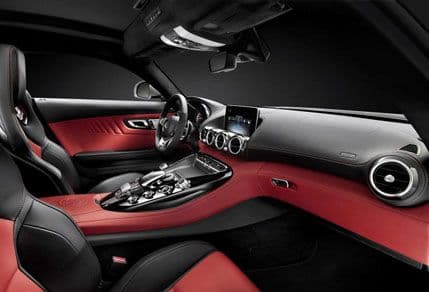 Pogled u unutrašnjost budućeg mercedesa AMG GT Pogled u unutrašnjost budućeg mercedesa AMG GT