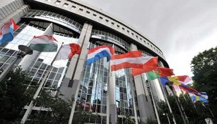 Evropska komisija pokrenula pravni postupak protiv Poljske Evropska komisija pokrenula pravni postupak protiv Poljske