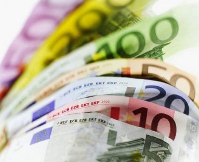 VLADA: Slijedi izmjena zakona o PDV-u, advokati, taksisti i privatne zdravstvene ustanove prepoznati kao neredovne poreske platiše VLADA: Slijedi izmjena zakona o PDV-u, advokati, taksisti i privatne zdravstvene ustanove prepoznati kao neredovne poreske platiše