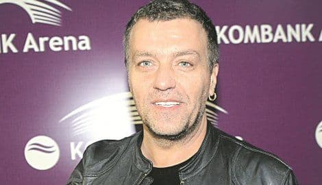 Đule Van Gog vještačkim disanjem spasao život putnici u avionu! Đule Van Gog vještačkim disanjem spasao život putnici u avionu!