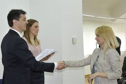 Uručeni sertifikati za prve stečene nacionalne kvalifikacije Uručeni sertifikati za prve stečene nacionalne kvalifikacije