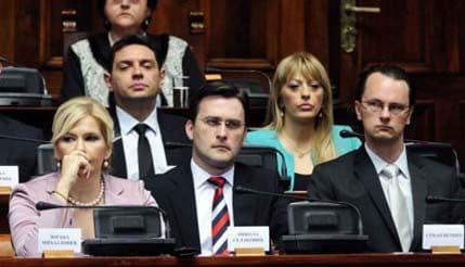 Srbija dobila novu vladu Srbija dobila novu vladu