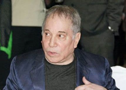 Legendarni muzičar Pol Sajmon uhapšen zbog nasilja nad ženom Legendarni muzičar Pol Sajmon uhapšen zbog nasilja nad ženom