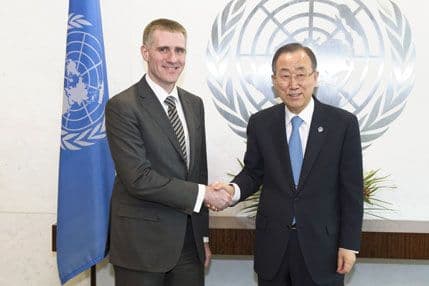 Lukšić sa Ban Ki Munom i Džonom Ešom Lukšić sa Ban Ki Munom i Džonom Ešom